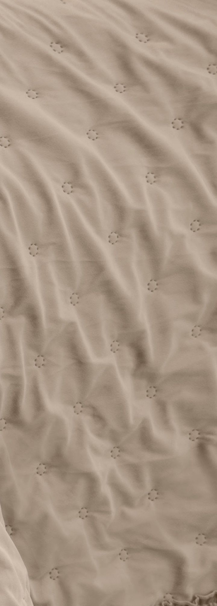 Подушка декоративная сердце с рюшами "Аллюр" ПЕСОК 45х45см