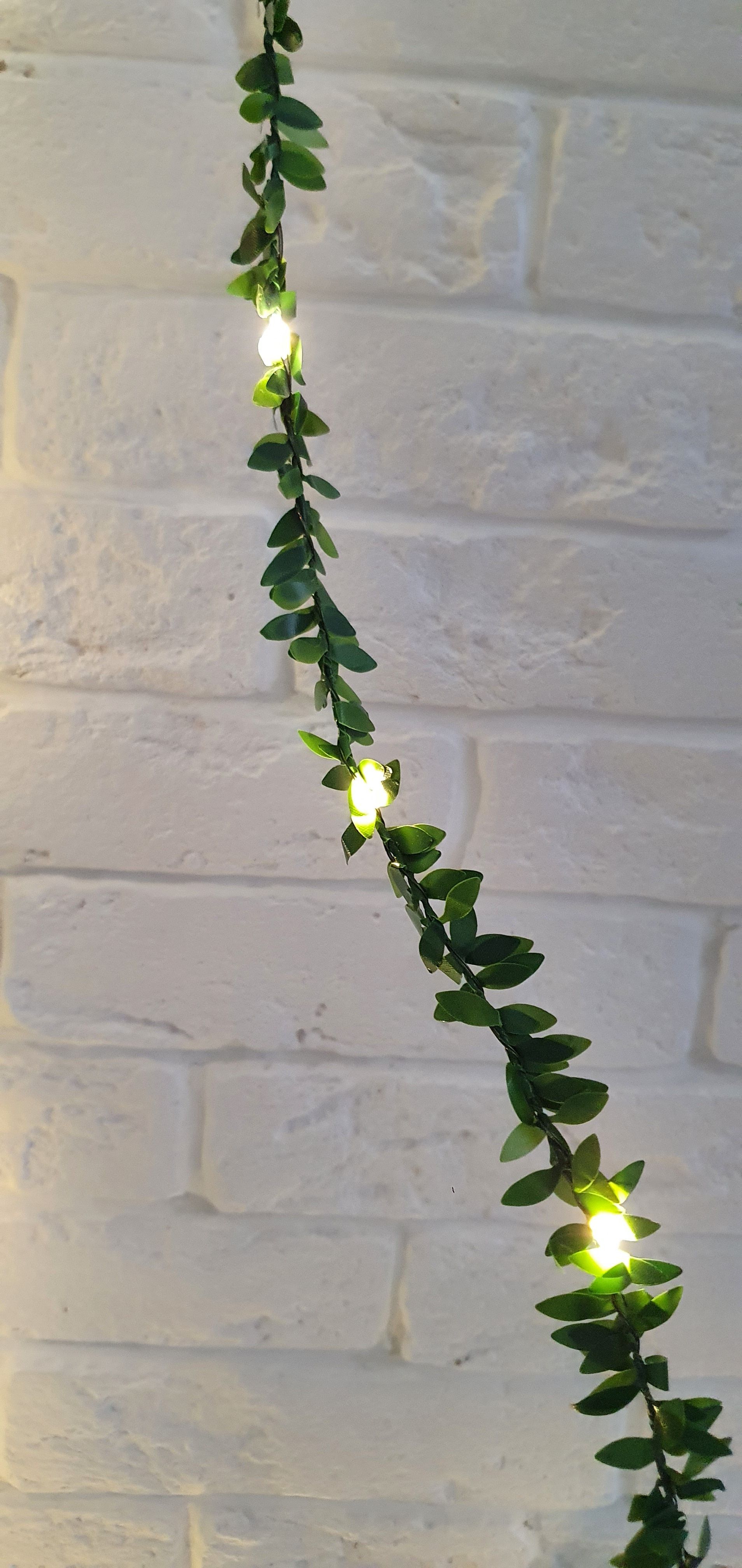 Гирлянда светодиодная "Самшит" 5м 50 LED (3хАА)